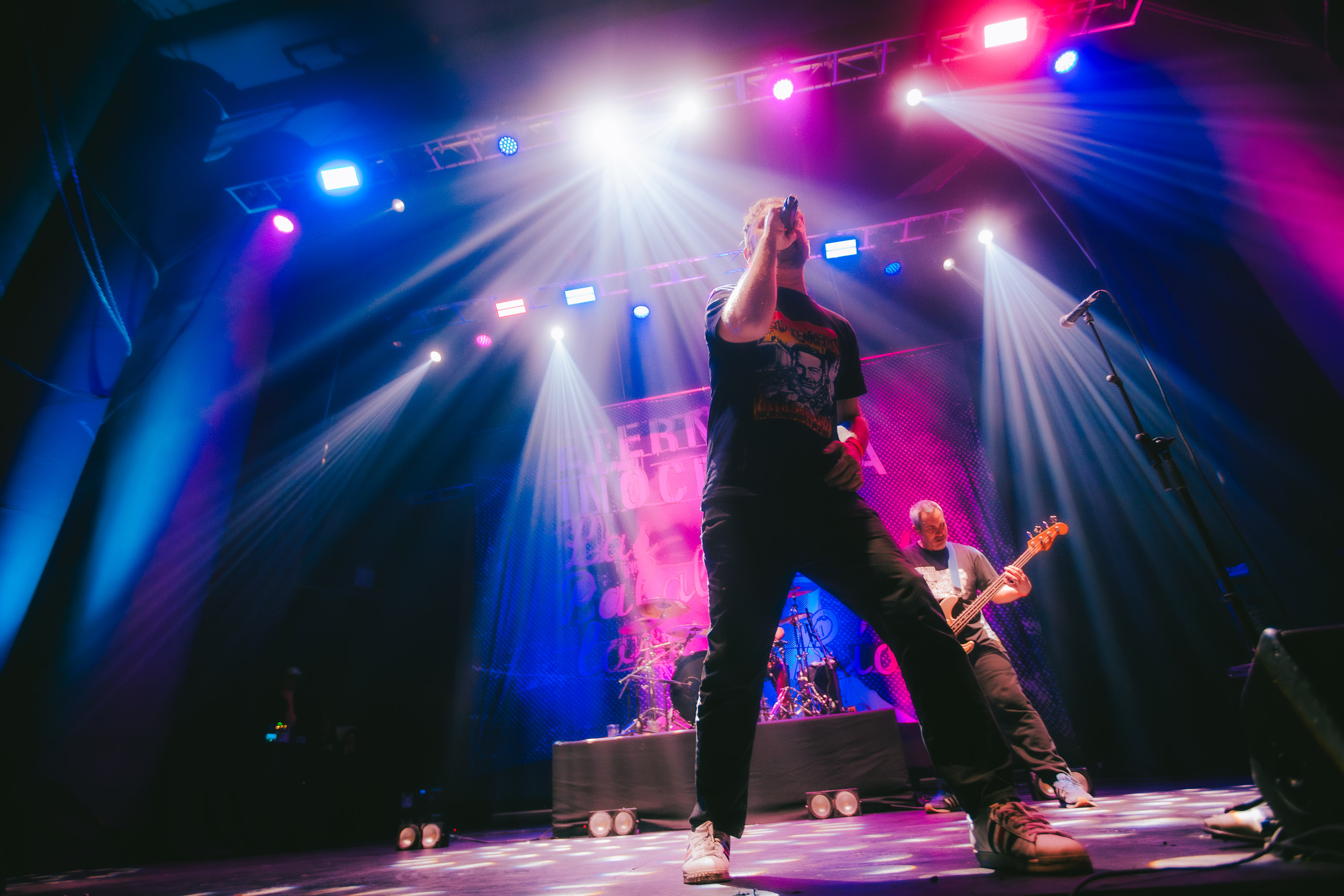 Eterna Inocencia - 20 Años de "Las Palabras y Los Ríos"